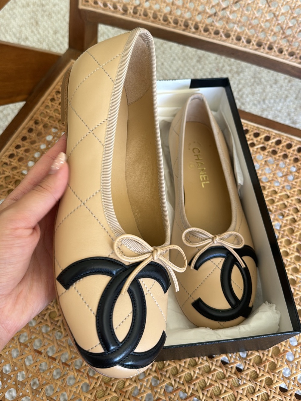 CHANEL Cambon Ballerinas - Picture 2 of 8